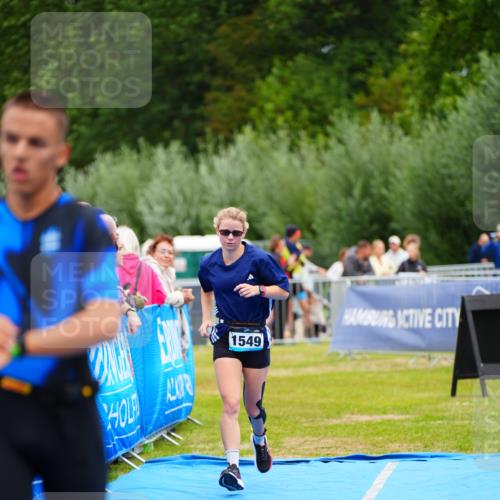 30.08.2026 - Elbe Triathlon Hamburg LAZAROV Photography http://msf.ph/oto/10065207 30.08.2026 12:10:57 Ziel 1377, 1549 meine-sportfotos.de