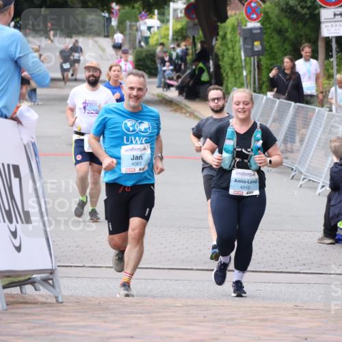30.08.2026 - Blankeneser Heldenlauf Lena Gebhardt http://msf.ph/oto/10065213 30.08.2026 12:50:29 Ziel  meine-sportfotos.de