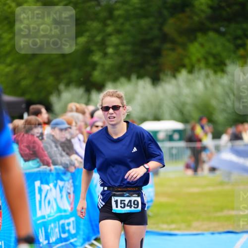 30.08.2026 - Elbe Triathlon Hamburg LAZAROV Photography http://msf.ph/oto/10065214 30.08.2026 12:10:59 Ziel 1377, 1549 meine-sportfotos.de