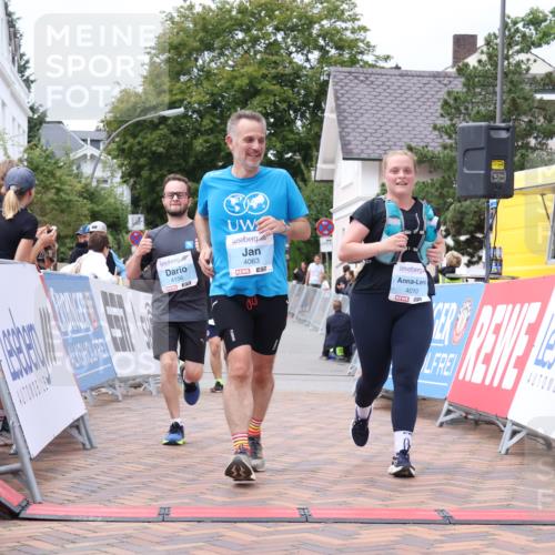 30.08.2026 - Blankeneser Heldenlauf Lena Gebhardt http://msf.ph/oto/10065224 30.08.2026 12:50:34 Ziel 4010, 4063, 4156 meine-sportfotos.de