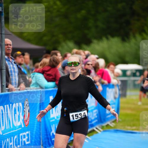 30.08.2026 - Elbe Triathlon Hamburg LAZAROV Photography http://msf.ph/oto/10065238 30.08.2026 12:11:14 Ziel 1534, 1576, 1581, 1615 meine-sportfotos.de