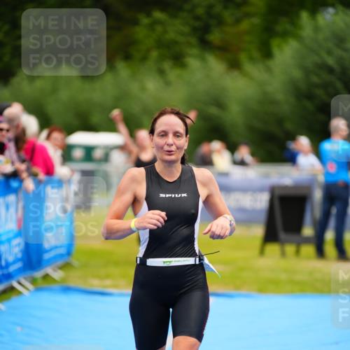 30.08.2026 - Elbe Triathlon Hamburg LAZAROV Photography http://msf.ph/oto/10065268 30.08.2026 12:11:23 Ziel 1547, 1615 meine-sportfotos.de