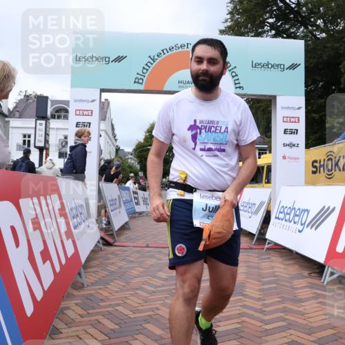 30.08.2026 - Blankeneser Heldenlauf Lena Gebhardt http://msf.ph/oto/10065270 30.08.2026 12:50:44 Ziel 2292, 4126, 4376 meine-sportfotos.de