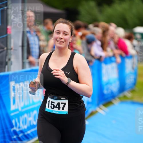 30.08.2026 - Elbe Triathlon Hamburg LAZAROV Photography http://msf.ph/oto/10065290 30.08.2026 12:11:29 Ziel 893, 1547, 1654 meine-sportfotos.de