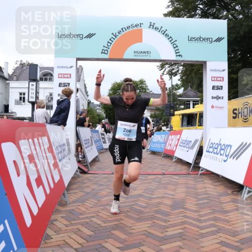 30.08.2026 - Blankeneser Heldenlauf Lena Gebhardt http://msf.ph/oto/10065298 30.08.2026 12:51:00 Ziel 4002, 4417 meine-sportfotos.de