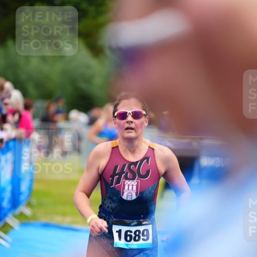 30.08.2026 - Elbe Triathlon Hamburg LAZAROV Photography http://msf.ph/oto/10065322 30.08.2026 12:11:41 Ziel 1583, 1689 meine-sportfotos.de