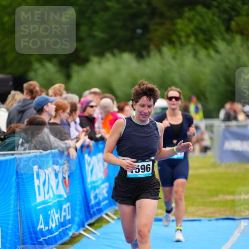 30.08.2026 - Elbe Triathlon Hamburg LAZAROV Photography http://msf.ph/oto/10065373 30.08.2026 12:12:28 Ziel 1527, 1596 meine-sportfotos.de