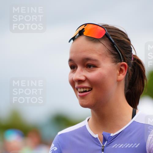 30.08.2026 - Elbe Triathlon Hamburg LAZAROV Photography http://msf.ph/oto/10065412 30.08.2026 12:12:45 Ziel  meine-sportfotos.de