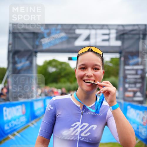 30.08.2026 - Elbe Triathlon Hamburg LAZAROV Photography http://msf.ph/oto/10065427 30.08.2026 12:12:55 Ziel 1399 meine-sportfotos.de
