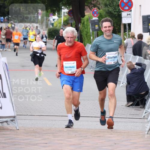 30.08.2026 - Blankeneser Heldenlauf Lena Gebhardt http://msf.ph/oto/10065428 30.08.2026 12:52:01 Ziel 4038 meine-sportfotos.de