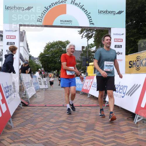 30.08.2026 - Blankeneser Heldenlauf Lena Gebhardt http://msf.ph/oto/10065451 30.08.2026 12:52:07 Ziel 4038, 4466 meine-sportfotos.de