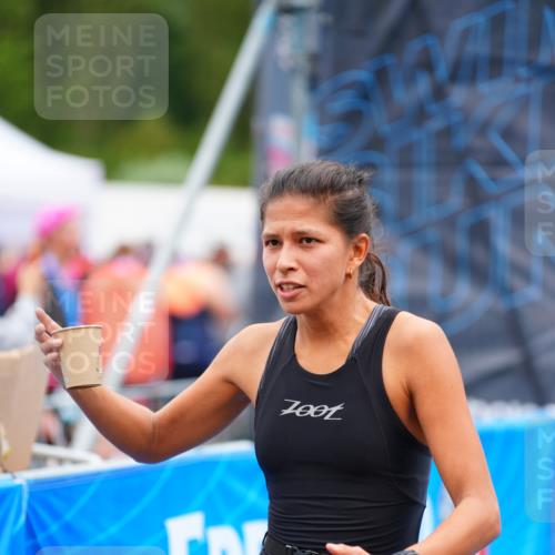 30.08.2026 - Elbe Triathlon Hamburg LAZAROV Photography http://msf.ph/oto/10065471 30.08.2026 12:13:28 Ziel 1587 meine-sportfotos.de