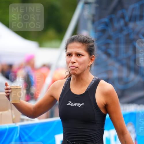 30.08.2026 - Elbe Triathlon Hamburg LAZAROV Photography http://msf.ph/oto/10065473 30.08.2026 12:13:29 Ziel 1587 meine-sportfotos.de