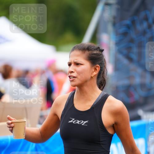 30.08.2026 - Elbe Triathlon Hamburg LAZAROV Photography http://msf.ph/oto/10065474 30.08.2026 12:13:29 Ziel 1587 meine-sportfotos.de