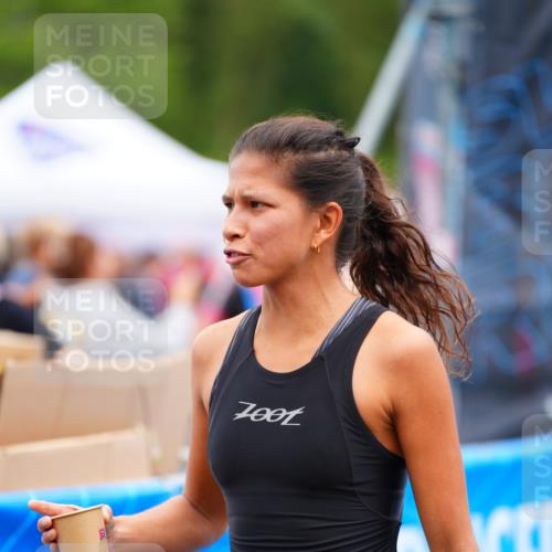 30.08.2026 - Elbe Triathlon Hamburg LAZAROV Photography http://msf.ph/oto/10065475 30.08.2026 12:13:29 Ziel 1587 meine-sportfotos.de