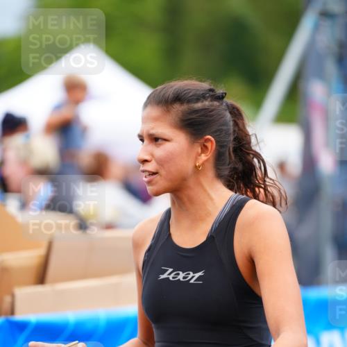 30.08.2026 - Elbe Triathlon Hamburg LAZAROV Photography http://msf.ph/oto/10065477 30.08.2026 12:13:29 Ziel 1587 meine-sportfotos.de