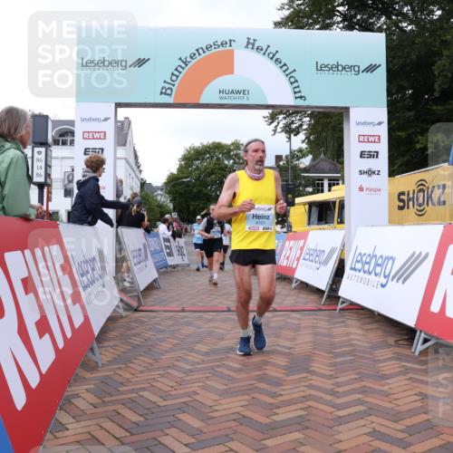 30.08.2026 - Blankeneser Heldenlauf Lena Gebhardt http://msf.ph/oto/10065523 30.08.2026 12:52:26 Ziel 4087, 4101, 4181, 4326, 4327 meine-sportfotos.de