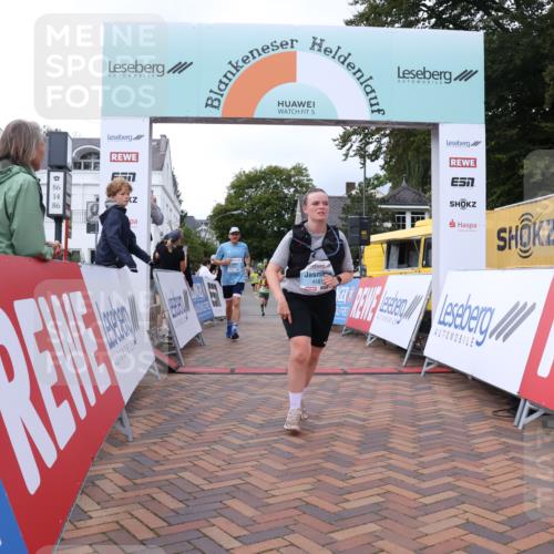 30.08.2026 - Blankeneser Heldenlauf Lena Gebhardt http://msf.ph/oto/10065533 30.08.2026 12:52:28 Ziel 4087, 4101, 4181, 4326, 4327 meine-sportfotos.de