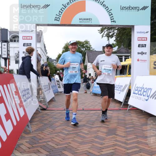 30.08.2026 - Blankeneser Heldenlauf Lena Gebhardt http://msf.ph/oto/10065543 30.08.2026 12:52:30 Ziel 4101, 4181, 4326, 4327, 4409 meine-sportfotos.de
