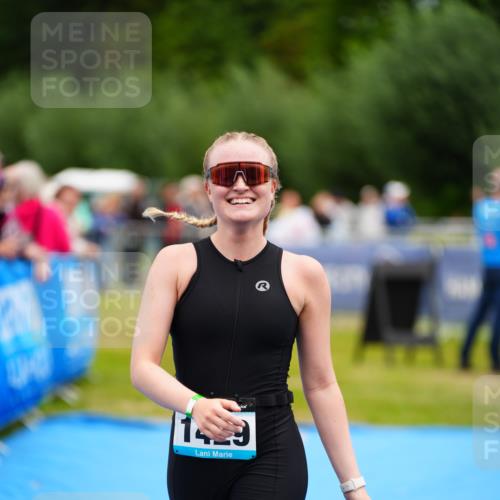 30.08.2026 - Elbe Triathlon Hamburg LAZAROV Photography http://msf.ph/oto/10065552 30.08.2026 12:14:23 Ziel 1429 meine-sportfotos.de