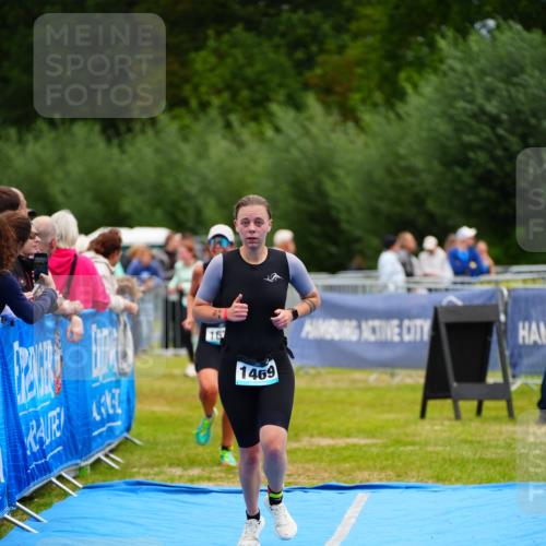 30.08.2026 - Elbe Triathlon Hamburg LAZAROV Photography http://msf.ph/oto/10065568 30.08.2026 12:14:35 Ziel 1469, 1678 meine-sportfotos.de