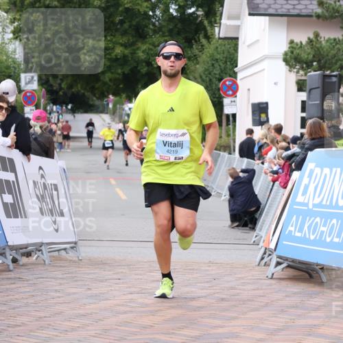30.08.2026 - Blankeneser Heldenlauf Lena Gebhardt http://msf.ph/oto/10065570 30.08.2026 12:52:39 Ziel 4219, 4409 meine-sportfotos.de