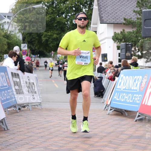 30.08.2026 - Blankeneser Heldenlauf Lena Gebhardt http://msf.ph/oto/10065573 30.08.2026 12:52:40 Ziel 4219, 4409 meine-sportfotos.de