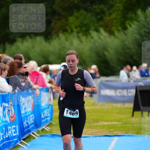 30.08.2026 - Elbe Triathlon Hamburg LAZAROV Photography http://msf.ph/oto/10065574 30.08.2026 12:14:36 Ziel 1469, 1678 meine-sportfotos.de