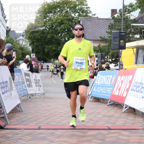 30.08.2026 - Blankeneser Heldenlauf Lena Gebhardt http://msf.ph/oto/10065577 30.08.2026 12:52:40 Ziel 4219, 4409 meine-sportfotos.de