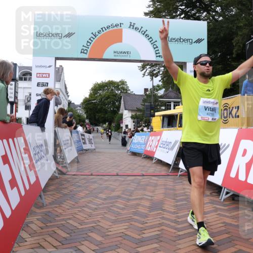 30.08.2026 - Blankeneser Heldenlauf Lena Gebhardt http://msf.ph/oto/10065589 30.08.2026 12:52:43 Ziel 4219 meine-sportfotos.de