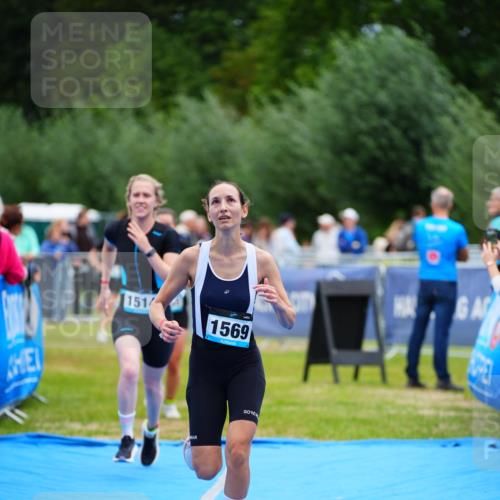 30.08.2026 - Elbe Triathlon Hamburg LAZAROV Photography http://msf.ph/oto/10065647 30.08.2026 12:15:07 Ziel 1512, 1514, 1535, 1569 meine-sportfotos.de