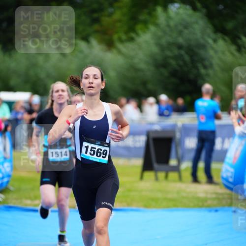 30.08.2026 - Elbe Triathlon Hamburg LAZAROV Photography http://msf.ph/oto/10065651 30.08.2026 12:15:08 Ziel 1512, 1514, 1535, 1569 meine-sportfotos.de