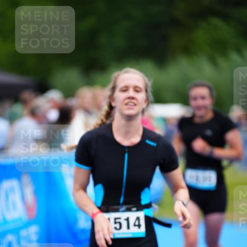 30.08.2026 - Elbe Triathlon Hamburg LAZAROV Photography http://msf.ph/oto/10065664 30.08.2026 12:15:10 Ziel 1512, 1514, 1535, 1569 meine-sportfotos.de
