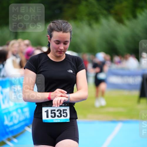 30.08.2026 - Elbe Triathlon Hamburg LAZAROV Photography http://msf.ph/oto/10065669 30.08.2026 12:15:11 Ziel 1512, 1514, 1535, 1569 meine-sportfotos.de