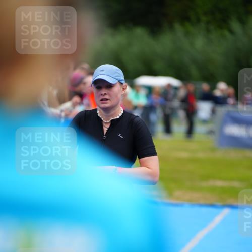 30.08.2026 - Elbe Triathlon Hamburg LAZAROV Photography http://msf.ph/oto/10065678 30.08.2026 12:15:16 Ziel 1512 meine-sportfotos.de