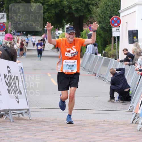 30.08.2026 - Blankeneser Heldenlauf Lena Gebhardt http://msf.ph/oto/10065696 30.08.2026 12:54:11 Ziel 4397 meine-sportfotos.de