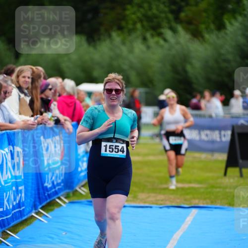 30.08.2026 - Elbe Triathlon Hamburg LAZAROV Photography http://msf.ph/oto/10065721 30.08.2026 12:15:36 Ziel 1498, 1554 meine-sportfotos.de