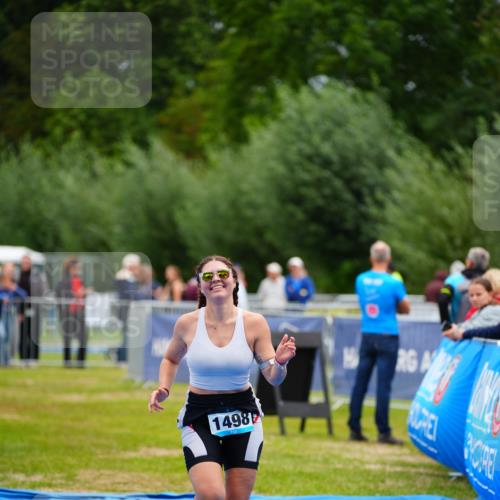 30.08.2026 - Elbe Triathlon Hamburg LAZAROV Photography http://msf.ph/oto/10065746 30.08.2026 12:15:39 Ziel 1498, 1554 meine-sportfotos.de
