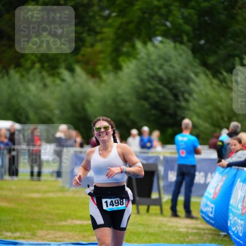 30.08.2026 - Elbe Triathlon Hamburg LAZAROV Photography http://msf.ph/oto/10065750 30.08.2026 12:15:40 Ziel 1498, 1554 meine-sportfotos.de