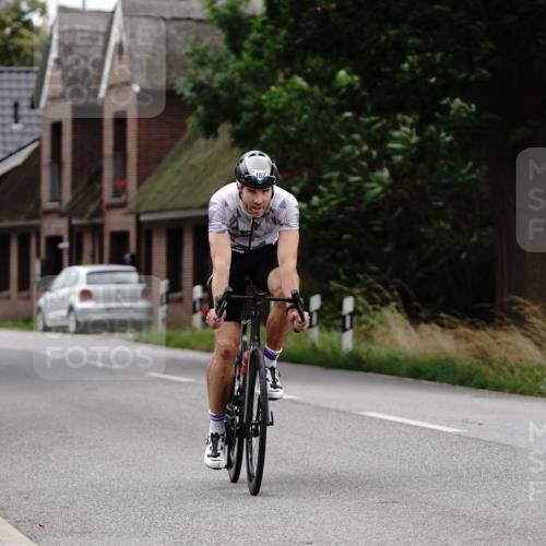 30.08.2026 - Elbe Triathlon Hamburg Michael Burmester http://msf.ph/oto/10065751 30.08.2026 14:54:25 Radfahren 155 meine-sportfotos.de