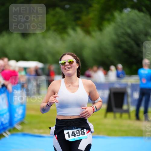 30.08.2026 - Elbe Triathlon Hamburg LAZAROV Photography http://msf.ph/oto/10065779 30.08.2026 12:15:41 Ziel 1498, 1554 meine-sportfotos.de
