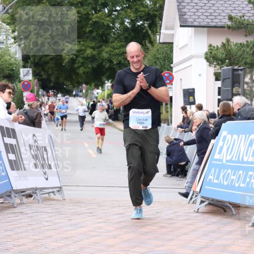 30.08.2026 - Blankeneser Heldenlauf Lena Gebhardt http://msf.ph/oto/10065801 30.08.2026 12:54:45 Ziel 4489 meine-sportfotos.de