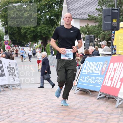30.08.2026 - Blankeneser Heldenlauf Lena Gebhardt http://msf.ph/oto/10065820 30.08.2026 12:54:47 Ziel 4489 meine-sportfotos.de