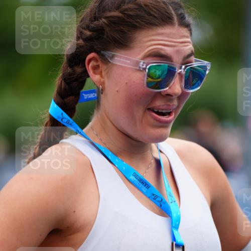 30.08.2026 - Elbe Triathlon Hamburg LAZAROV Photography http://msf.ph/oto/10065829 30.08.2026 12:15:49 Ziel  meine-sportfotos.de
