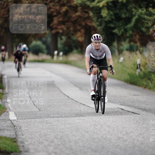 30.08.2026 - Elbe Triathlon Hamburg Michael Burmester http://msf.ph/oto/10065831 30.08.2026 09:01:50 Radfahren 212, 329, 358 meine-sportfotos.de