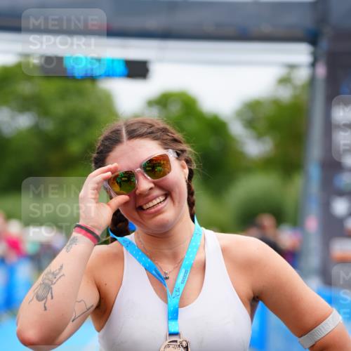 30.08.2026 - Elbe Triathlon Hamburg LAZAROV Photography http://msf.ph/oto/10065835 30.08.2026 12:15:50 Ziel  meine-sportfotos.de