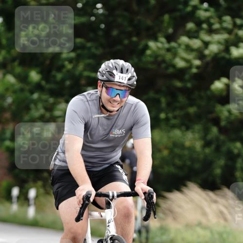30.08.2026 - Elbe Triathlon Hamburg Michael Burmester http://msf.ph/oto/10065836 30.08.2026 14:55:51 Radfahren 141 meine-sportfotos.de