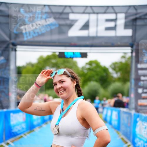 30.08.2026 - Elbe Triathlon Hamburg LAZAROV Photography http://msf.ph/oto/10065843 30.08.2026 12:15:51 Ziel  meine-sportfotos.de