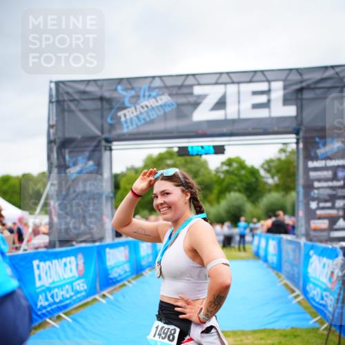 30.08.2026 - Elbe Triathlon Hamburg LAZAROV Photography http://msf.ph/oto/10065846 30.08.2026 12:15:51 Ziel  meine-sportfotos.de