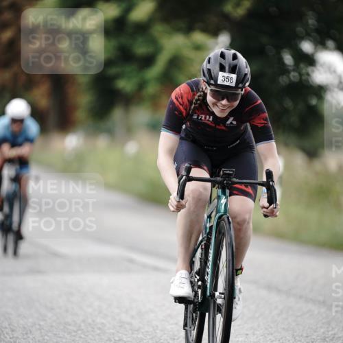 30.08.2026 - Elbe Triathlon Hamburg Michael Burmester http://msf.ph/oto/10065849 30.08.2026 09:01:56 Radfahren 212, 281, 319, 358 meine-sportfotos.de